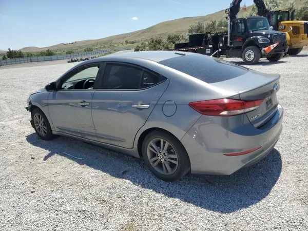 5NPD84LF9JH330273 2018 HYUNDAI ELANTRA - Image 2