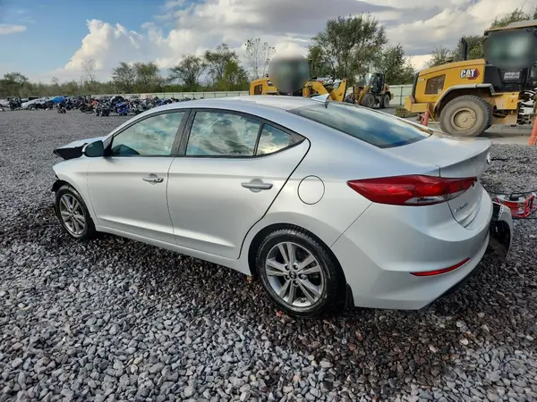 5NPD84LF9JH332329 2018 HYUNDAI ELANTRA - Image 2