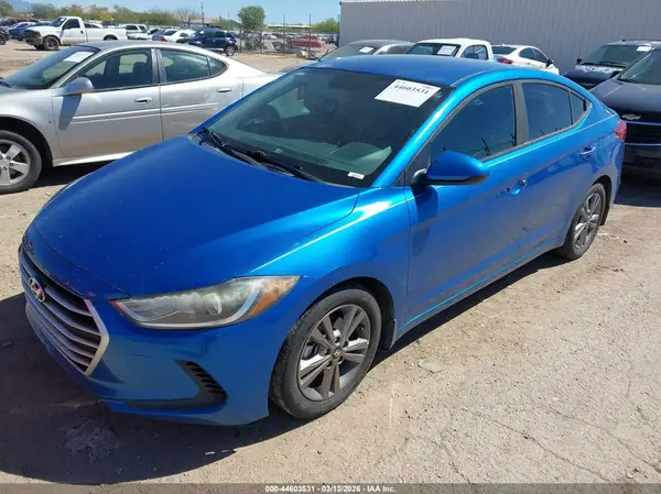 5NPD84LF9JH334386 2018 HYUNDAI ELANTRA - Image 2