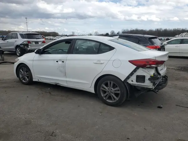 5NPD84LF9JH334453 2018 HYUNDAI ELANTRA - Image 2