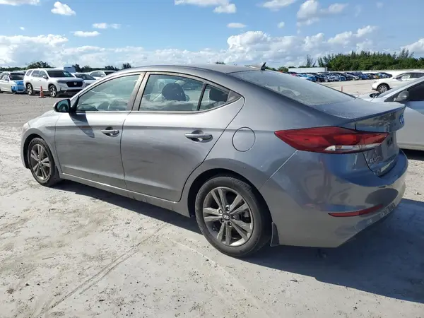 5NPD84LF9JH334856 2018 HYUNDAI ELANTRA - Image 2