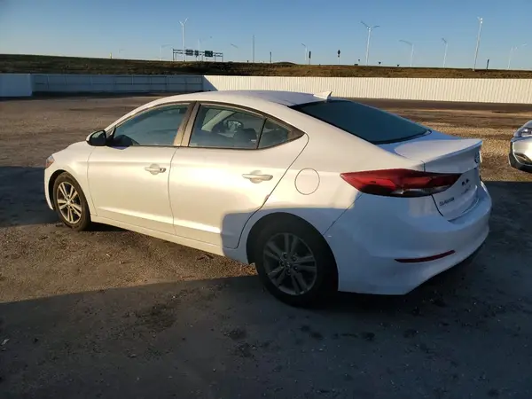 5NPD84LF9JH335506 2018 HYUNDAI ELANTRA - Image 2