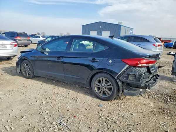 5NPD84LF9JH338650 2018 HYUNDAI ELANTRA - Image 2