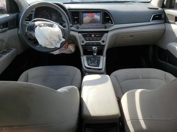 5NPD84LF9JH339491 2018 HYUNDAI ELANTRA - Image 8