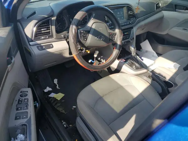 5NPD84LF9JH340026 2018 HYUNDAI ELANTRA - Image 8