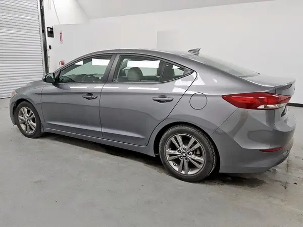 5NPD84LF9JH346277 2018 HYUNDAI ELANTRA - Image 2