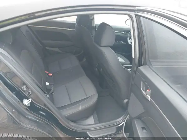 5NPD84LF9JH347588 2018 HYUNDAI ELANTRA - Image 8