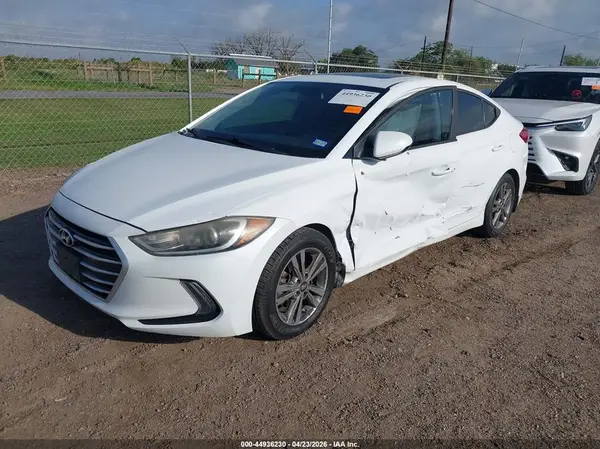 5NPD84LF9JH348630 2018 HYUNDAI ELANTRA - Image 2