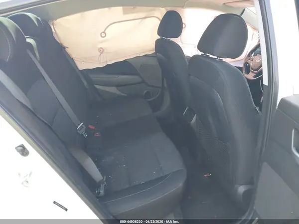 5NPD84LF9JH348630 2018 HYUNDAI ELANTRA - Image 8
