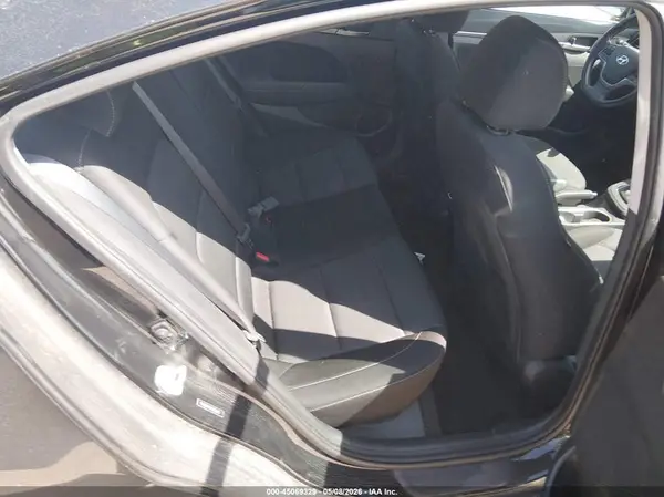 5NPD84LF9JH353925 2018 HYUNDAI ELANTRA - Image 8