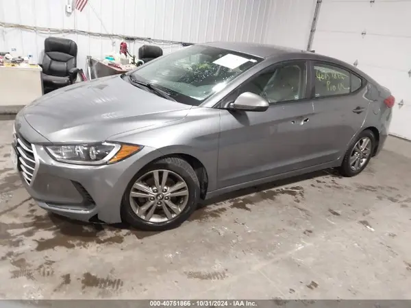 5NPD84LF9JH354783 2018 HYUNDAI ELANTRA - Image 2