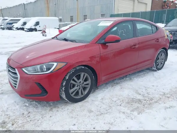 5NPD84LF9JH356372 2018 HYUNDAI ELANTRA - Image 2