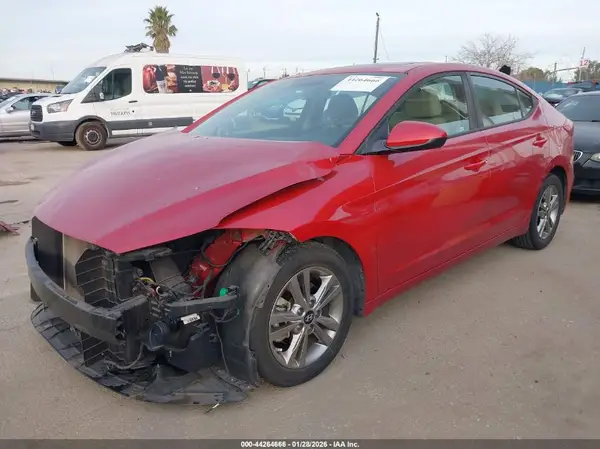5NPD84LF9JH359370 2018 HYUNDAI ELANTRA - Image 2