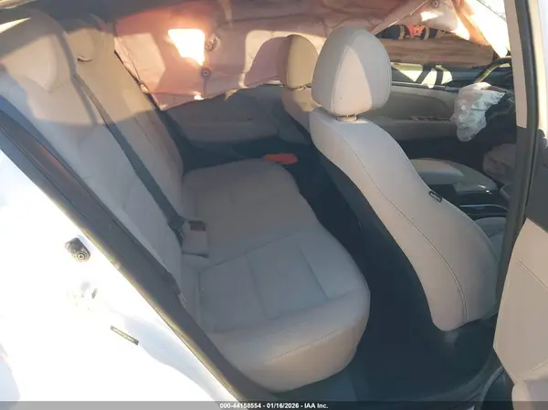 5NPD84LF9JH360051 2018 HYUNDAI ELANTRA - Image 8