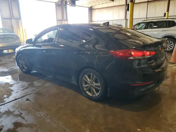 5NPD84LF9JH361667 2018 HYUNDAI ELANTRA - Image 2