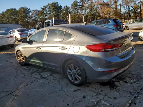 5NPD84LF9JH363192 2018 HYUNDAI ELANTRA - Image 2