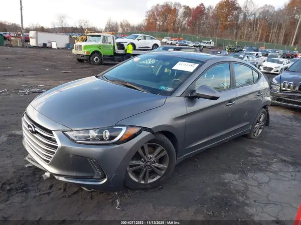5NPD84LF9JH363922 2018 HYUNDAI ELANTRA - Image 2