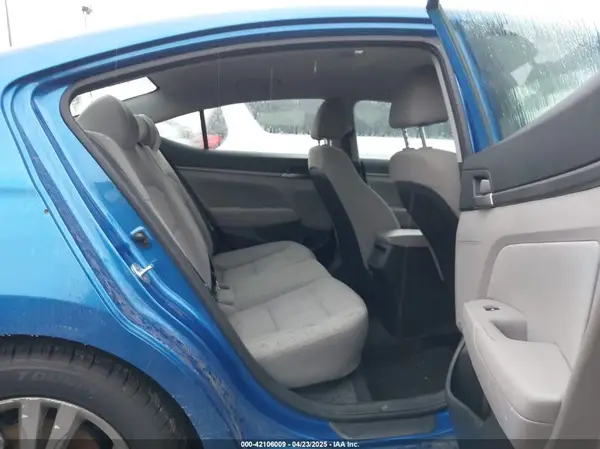 5NPD84LF9JH364651 2018 HYUNDAI ELANTRA - Image 8