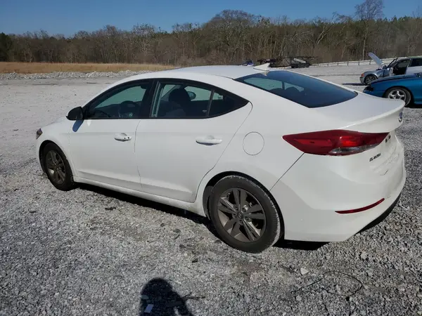 5NPD84LF9JH364861 2018 HYUNDAI ELANTRA - Image 2