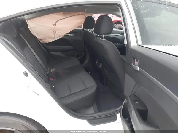 5NPD84LF9JH365170 2018 HYUNDAI ELANTRA - Image 8
