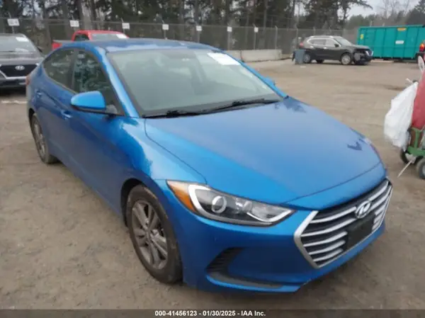 5NPD84LF9JH367064 2018 HYUNDAI ELANTRA - Image 1