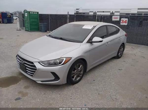 5NPD84LF9JH368036 2018 HYUNDAI ELANTRA - Image 2