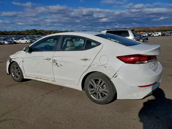 5NPD84LF9JH368344 2018 HYUNDAI ELANTRA - Image 2