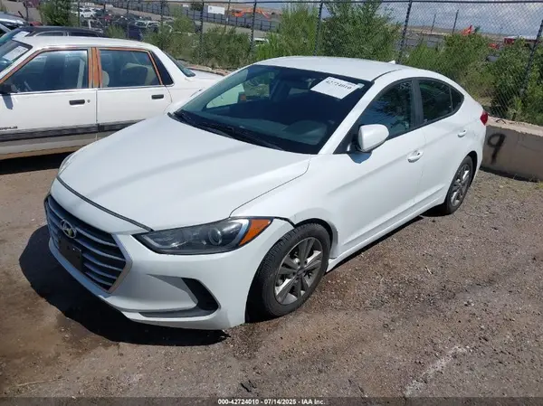 5NPD84LF9JH368411 2018 HYUNDAI ELANTRA - Image 2