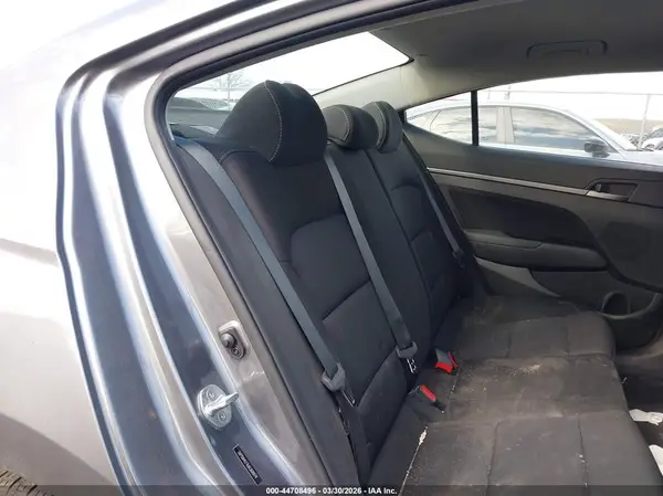 5NPD84LF9JH368974 2018 HYUNDAI ELANTRA - Image 8