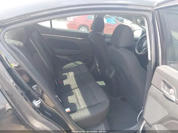 5NPD84LF9JH372491 2018 HYUNDAI ELANTRA - Image 8
