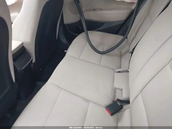 5NPD84LF9JH372829 2018 HYUNDAI ELANTRA - Image 8