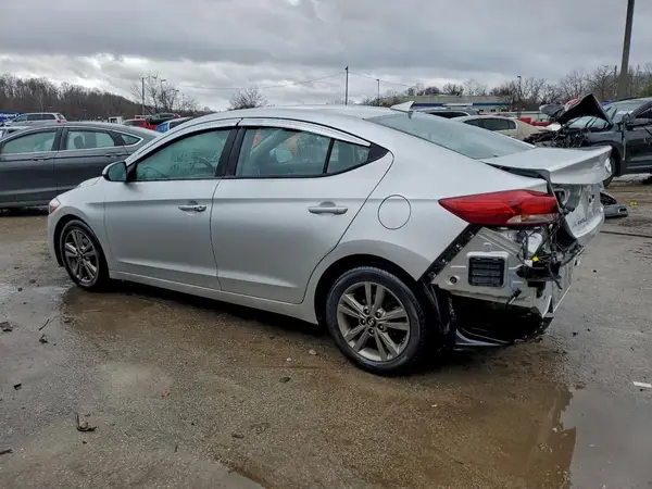 5NPD84LF9JH374113 2018 HYUNDAI ELANTRA - Image 2