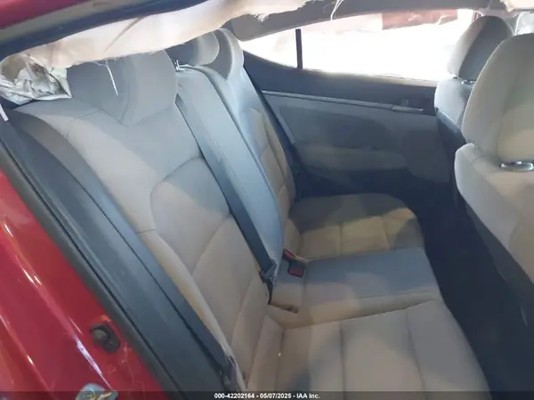 5NPD84LF9JH375553 2018 HYUNDAI ELANTRA - Image 8