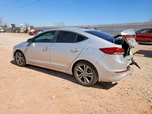5NPD84LF9JH376184 2018 HYUNDAI ELANTRA - Image 2