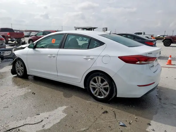 5NPD84LF9JH377772 2018 HYUNDAI ELANTRA - Image 2