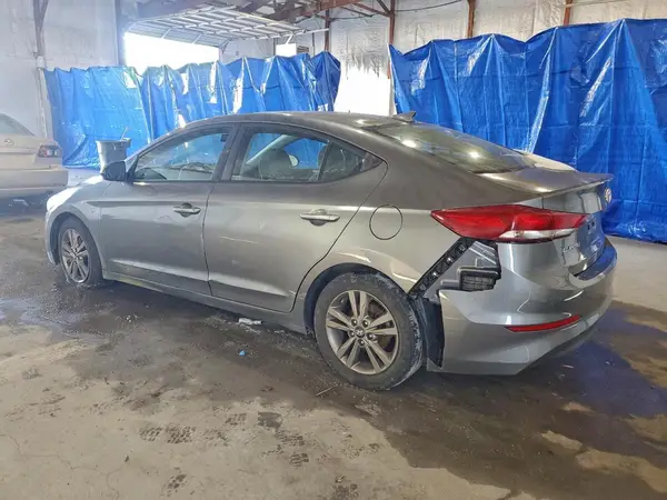 5NPD84LF9JH378422 2018 HYUNDAI ELANTRA - Image 2