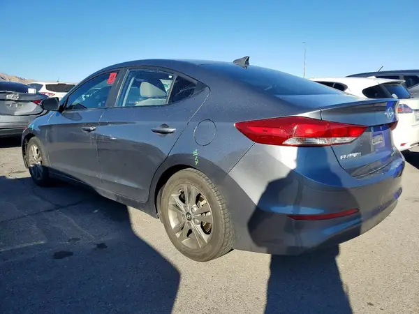 5NPD84LF9JH380056 2018 HYUNDAI ELANTRA - Image 2