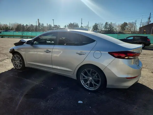 5NPD84LF9JH382616 2018 HYUNDAI ELANTRA - Image 2