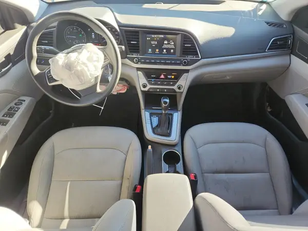 5NPD84LF9JH382616 2018 HYUNDAI ELANTRA - Image 8