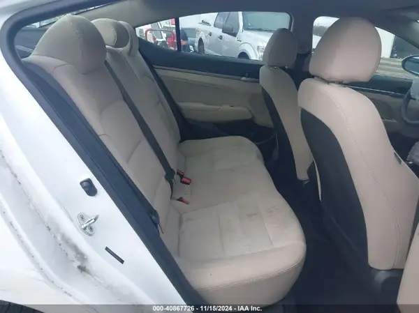 5NPD84LF9JH383829 2018 HYUNDAI ELANTRA - Image 8