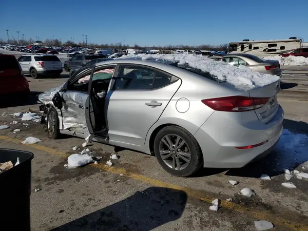 5NPD84LF9JH384186 2018 HYUNDAI ELANTRA - Image 2