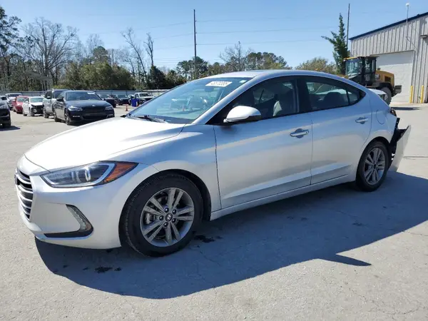 5NPD84LF9JH386262 2018 HYUNDAI ELANTRA - Image 1