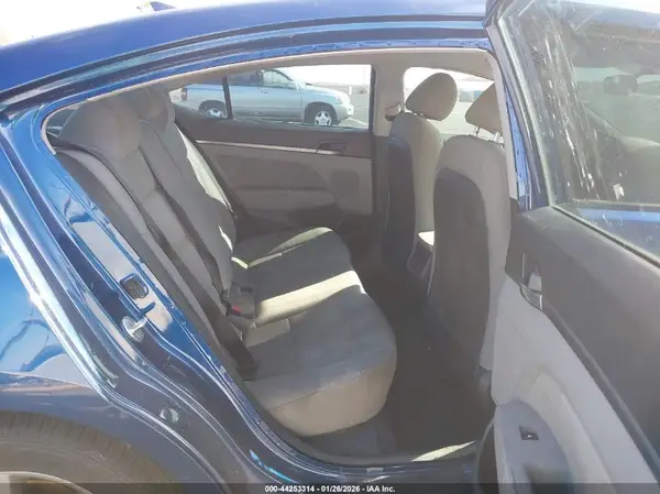 5NPD84LF9JH387668 2018 HYUNDAI ELANTRA - Image 8