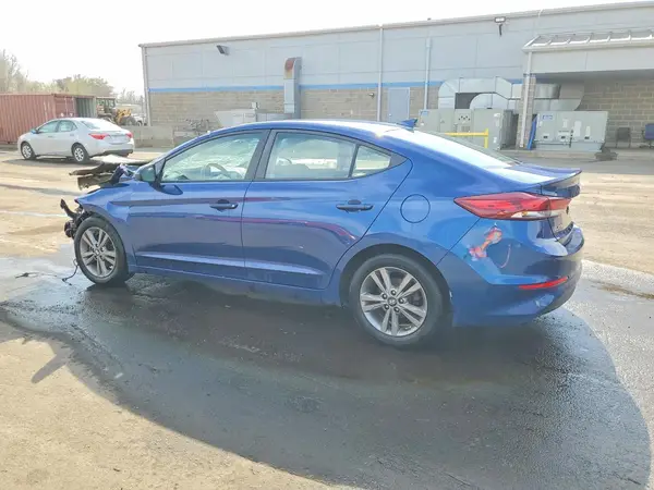 5NPD84LF9JH388724 2018 HYUNDAI ELANTRA - Image 2