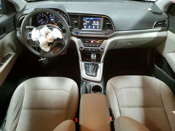 5NPD84LF9JH390988 2018 HYUNDAI ELANTRA - Image 8