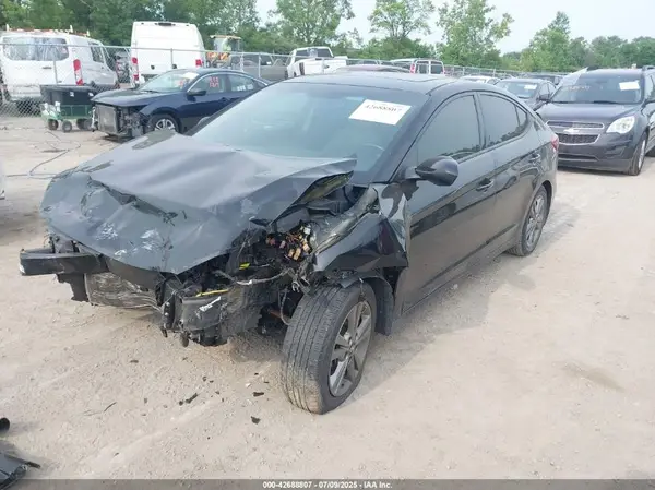 5NPD84LF9JH391896 2018 HYUNDAI ELANTRA - Image 2