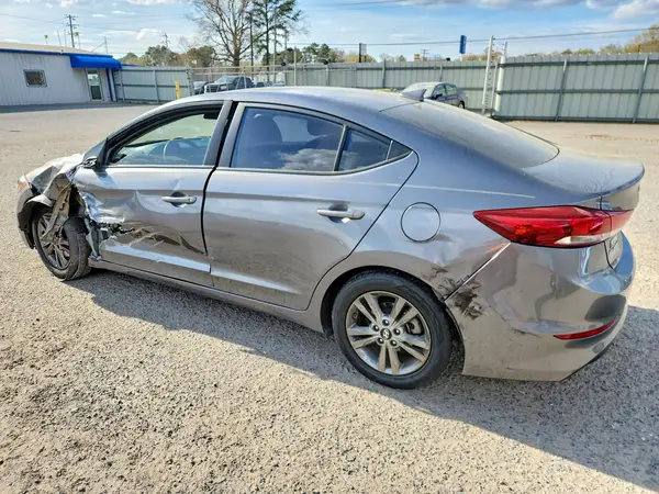 5NPD84LF9JH392613 2018 HYUNDAI ELANTRA - Image 2