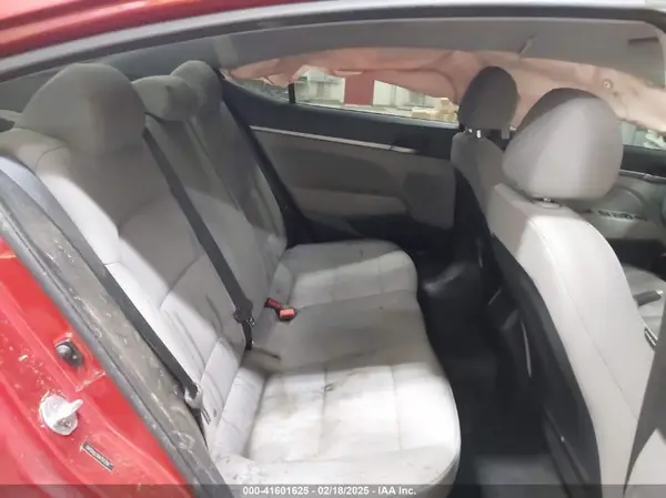 5NPD84LF9JH393356 2018 HYUNDAI ELANTRA - Image 8
