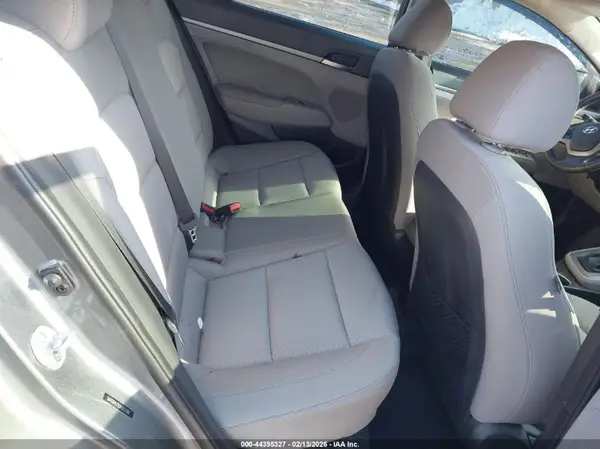 5NPD84LF9JH393700 2018 HYUNDAI ELANTRA - Image 8