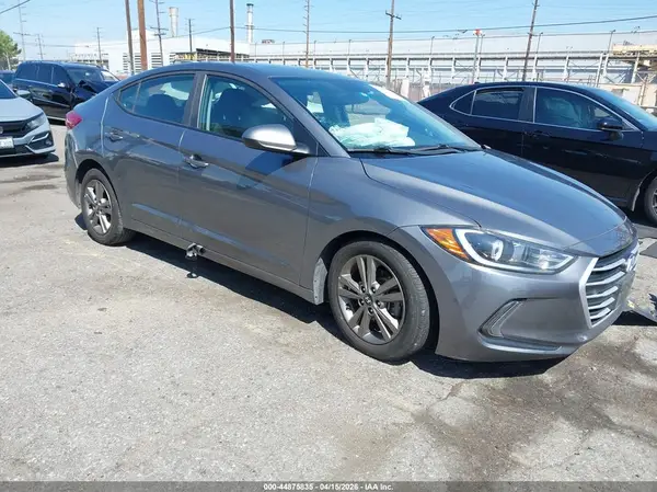 5NPD84LF9JH396743 2018 HYUNDAI ELANTRA - Image 1